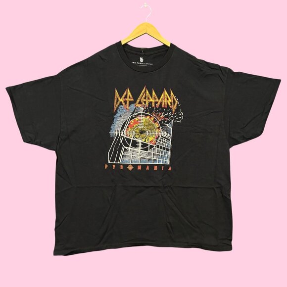 Def Leppard Pyromania Album Heavy Metal Band Oversized Tee XXL - Picture 1 of 4